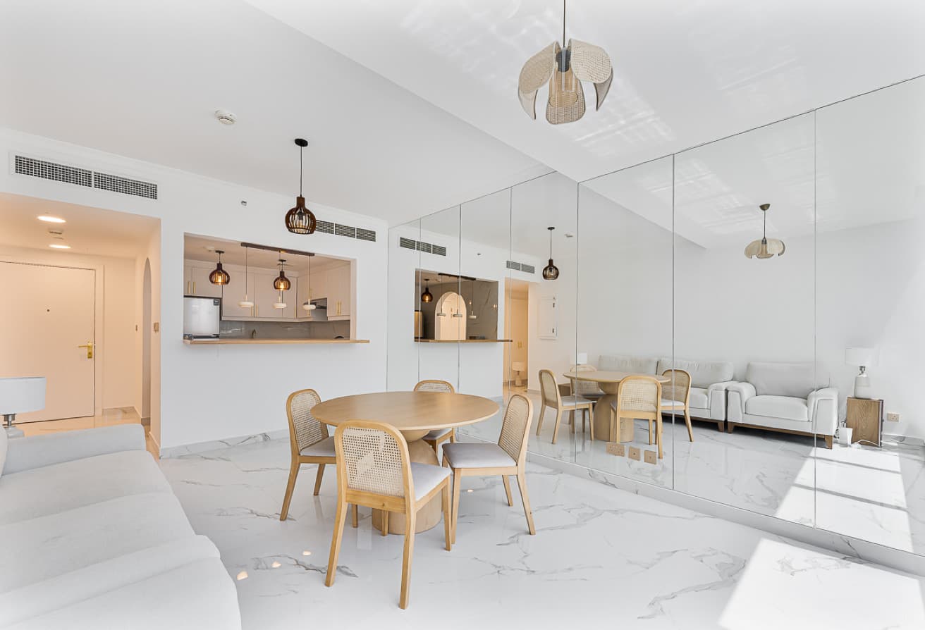 Newly Upgraded | Lake View | Walk to DMCC Metro المعرض 2