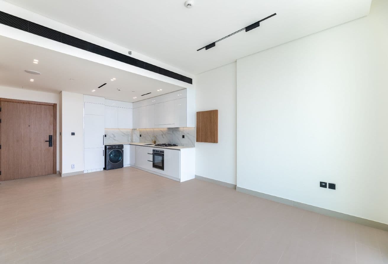 Spacious 1BR | Luxurious Amenities | Vacant galerie 4