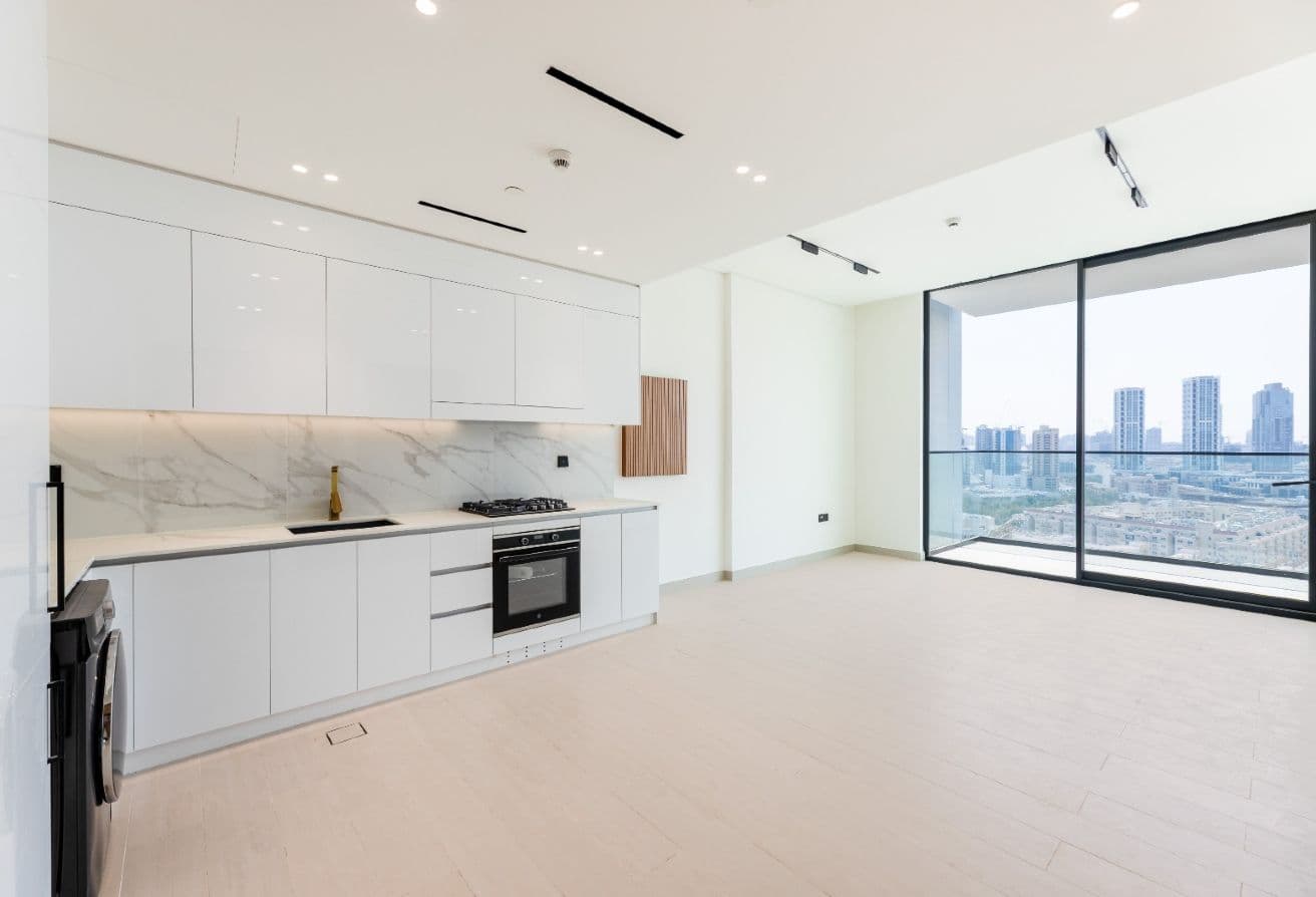 Spacious 1BR | Luxurious Amenities | Vacant galerie 2