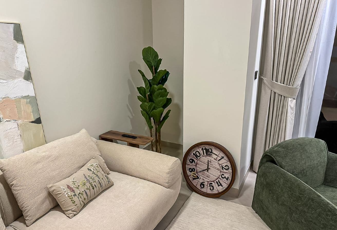 Investor Deal | Tenanted 1BR | Rent Income gallery 3