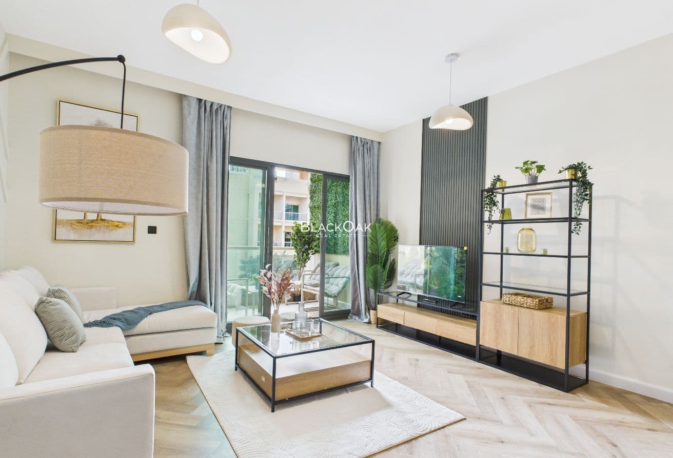FULLY UPGRADED | ELEGANTLY FURNISHED | GARDEN VIEW gallery 4
