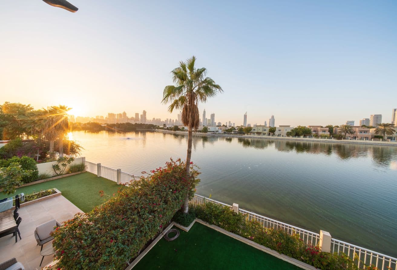 5BR Twin Villa | Full Lake | Dubai Skyline View galerie 2