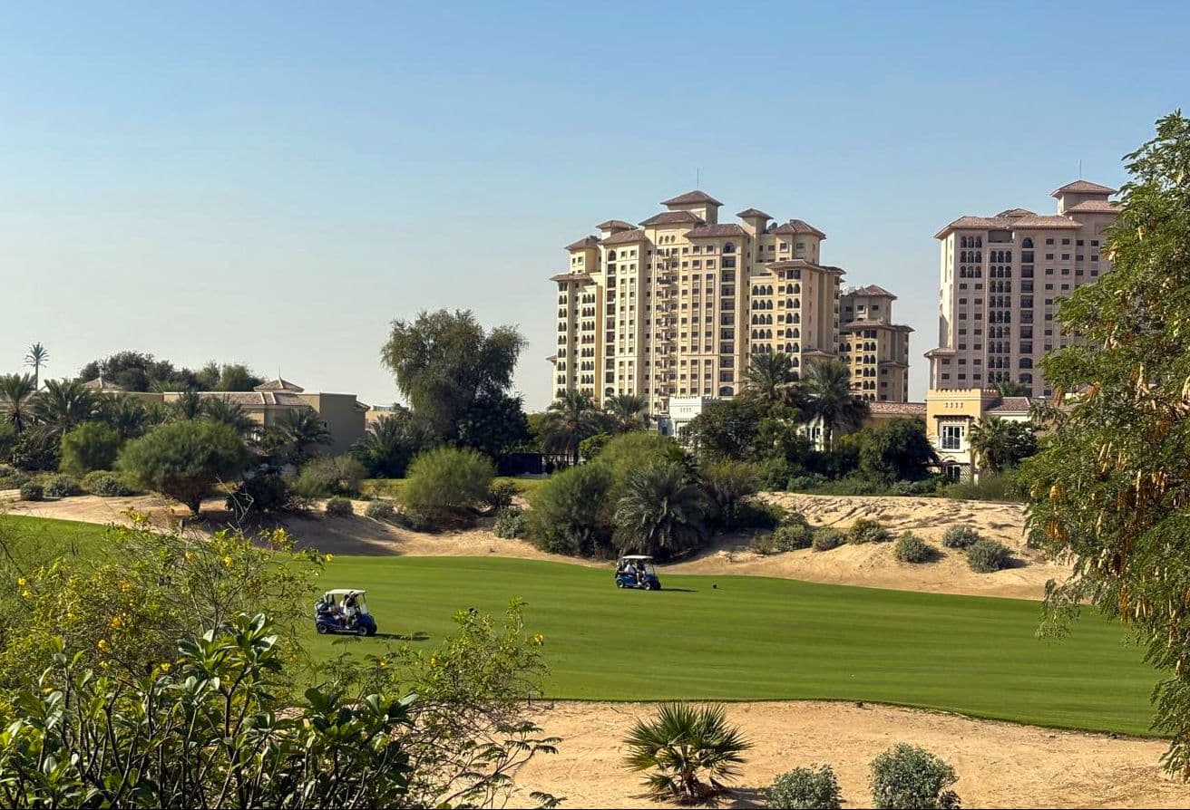 5-Bedroom Luxury Villa with Panoramic Golf Course المعرض 3