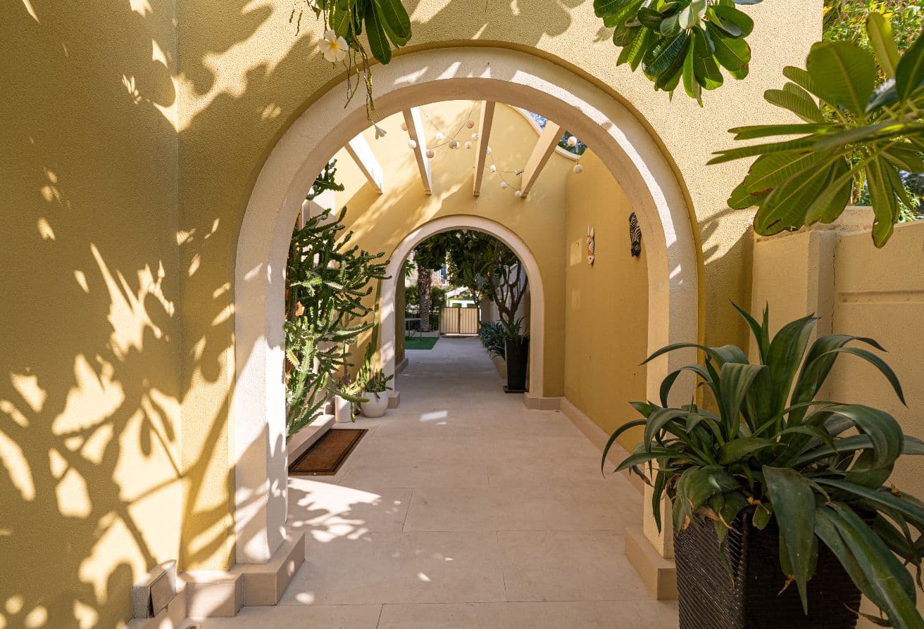 5-Bedroom Luxury Villa with Panoramic Golf Course المعرض 1