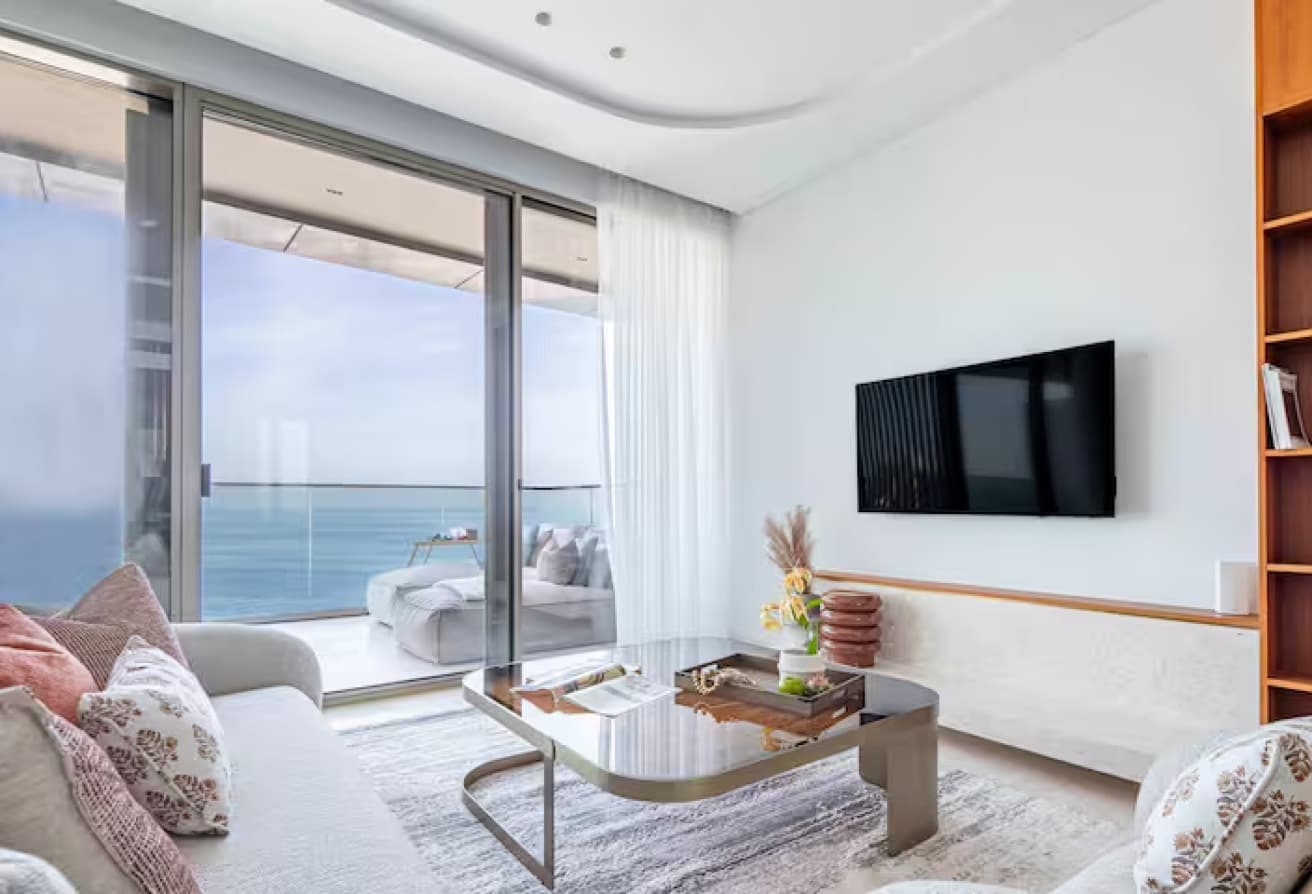 Ellington Beach House | 3BR with Study | Vacant galerie 2