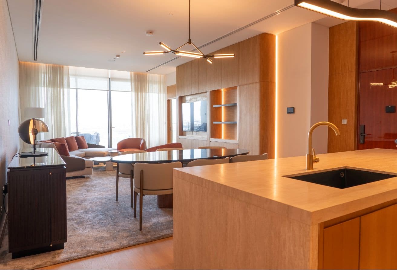 Luxury 3BR | Canal Front | Burj Al Arab & Sea View المعرض 1