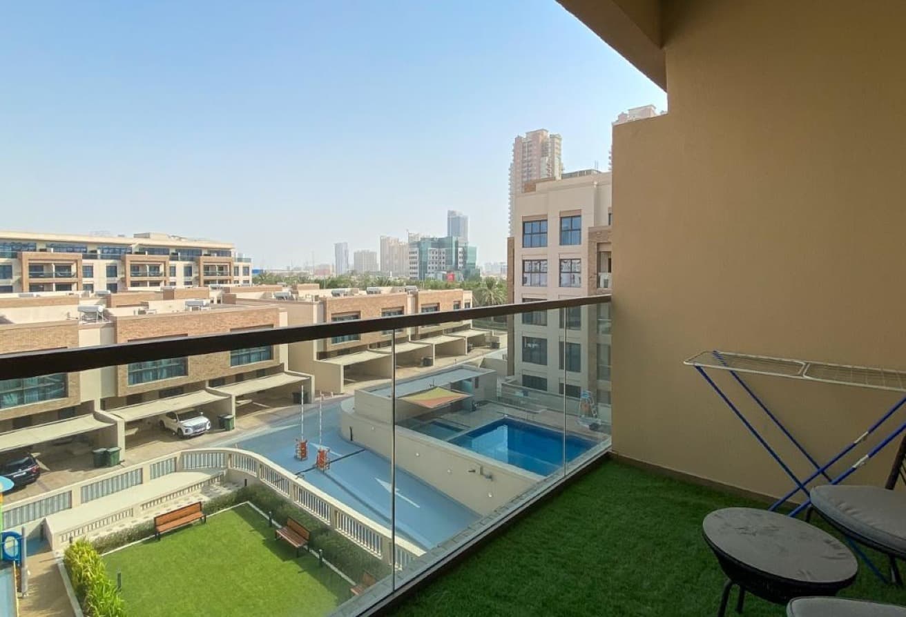 Fully Furnished | Move in Ready | Community View