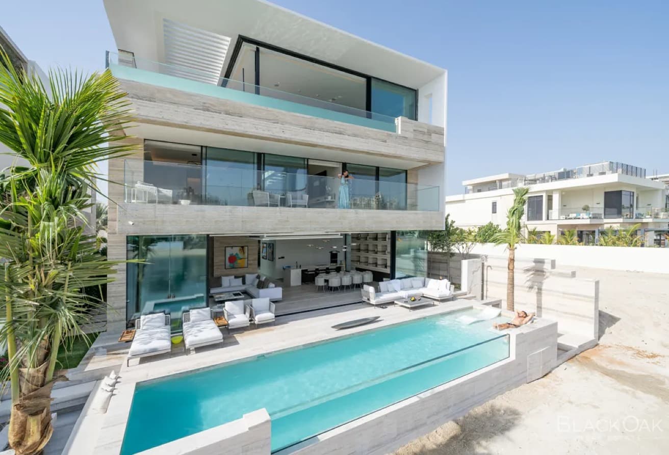 BILLIONAIRES ROW | BRAND NEW l AWARD WINNING
